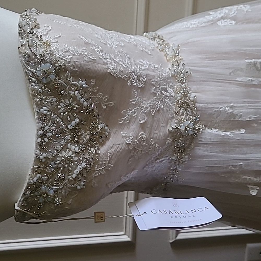 NEW Casablanca Bridal Gown Style 2170, Sz 12 - Picture 2 of 10